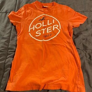 Hollister Tee